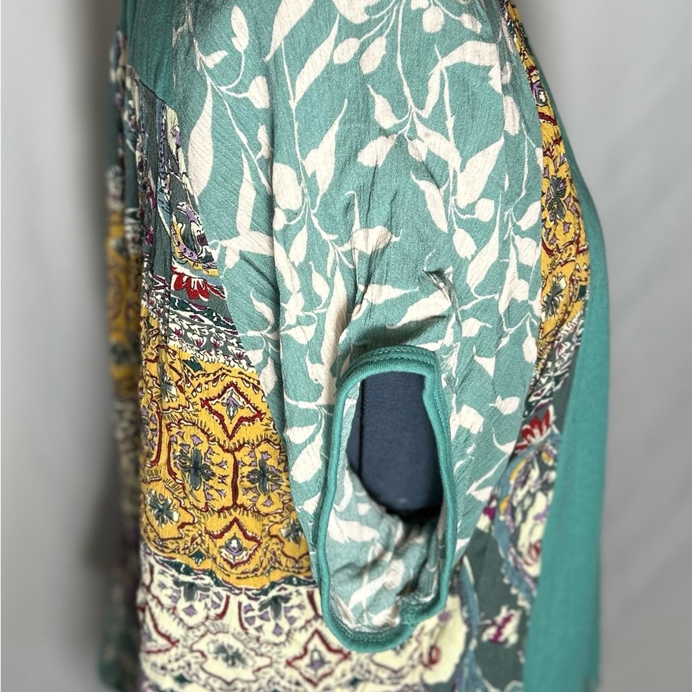 Umgee Teal Top With Multicolor Patterned Sleeves - image 4